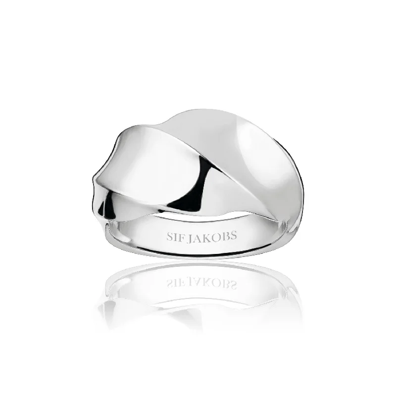 aesthetic rings for women -Ring Ferrara Ardito Pianura